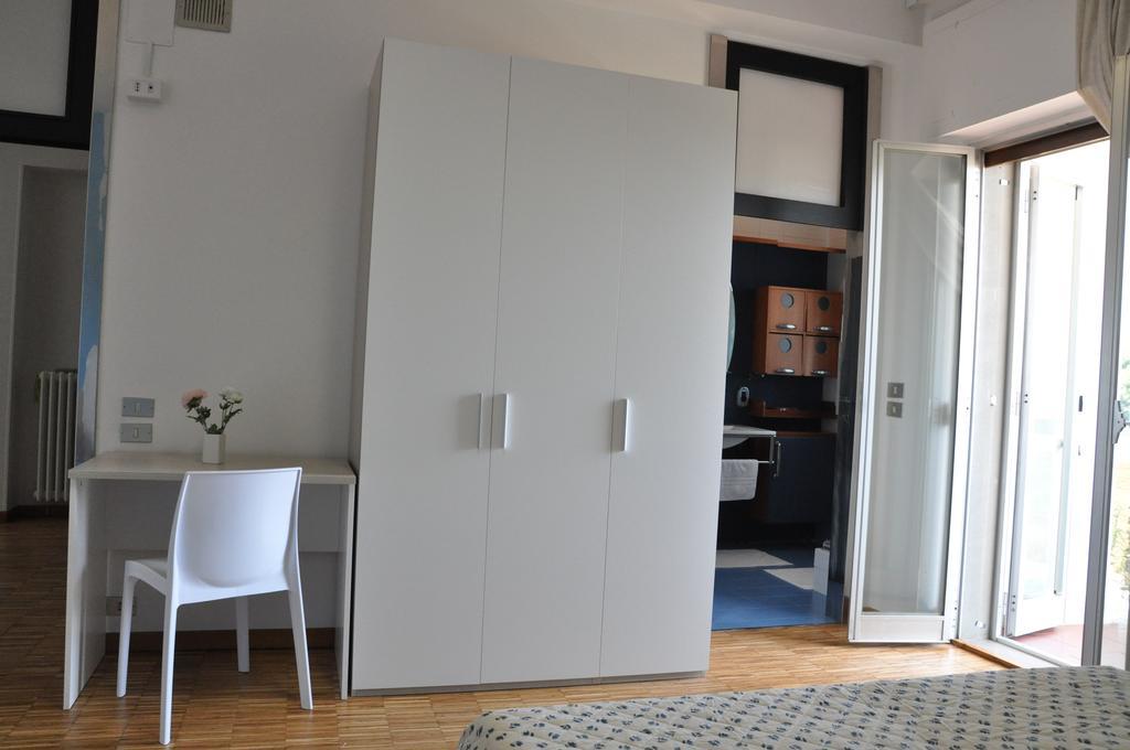 B&B Dos Almas Bari Buitenkant foto